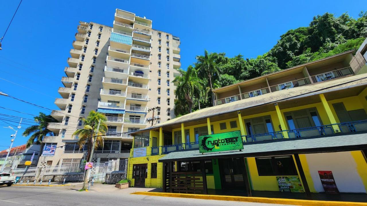 Montego Bay Club Apartments Екстериор снимка