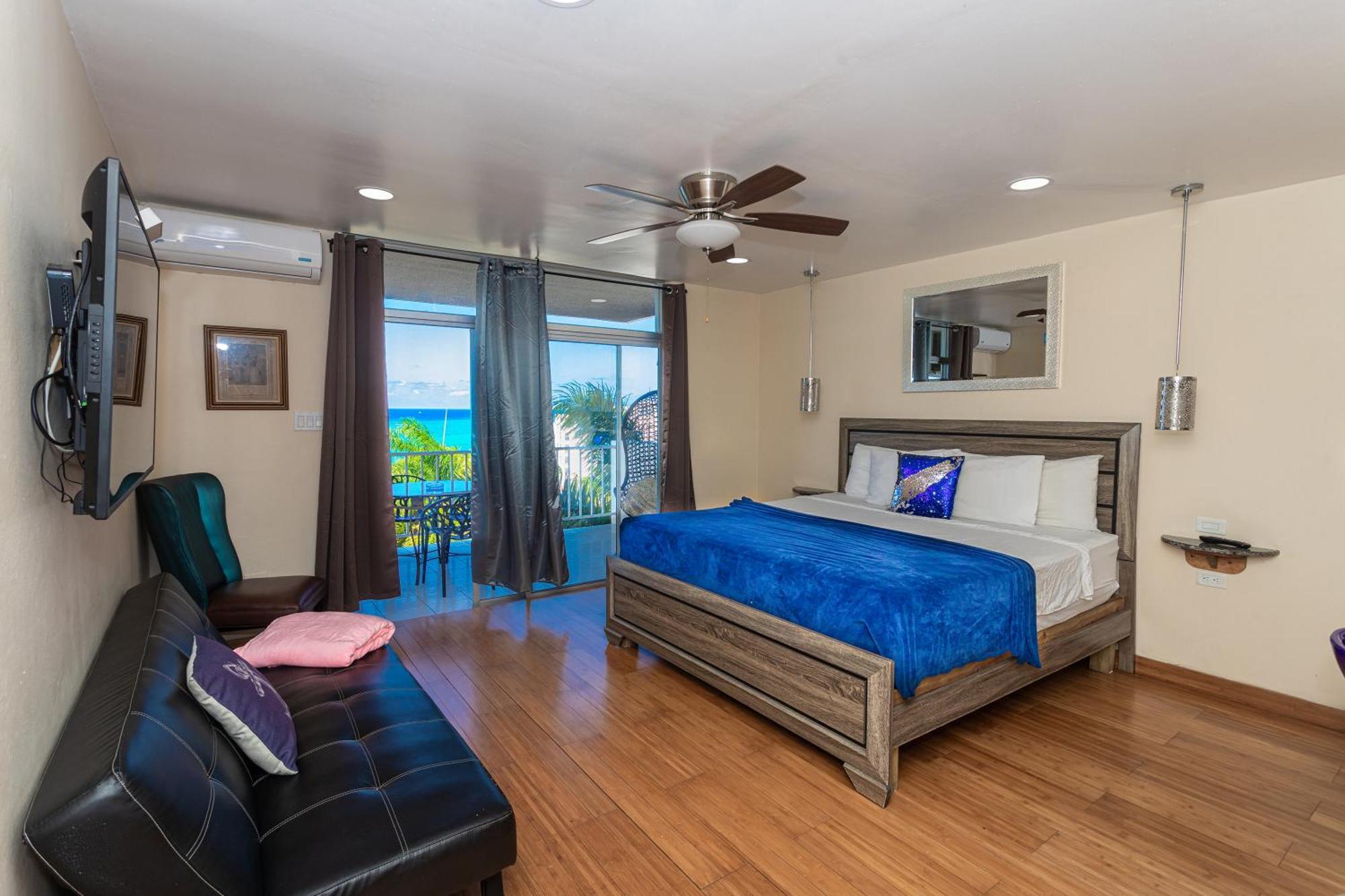 Montego Bay Club Apartments Екстериор снимка